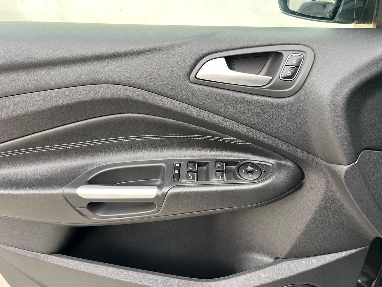 Ford C-Max 1.5 TDCI 120CV 2016!!! TITANIUM X !!!