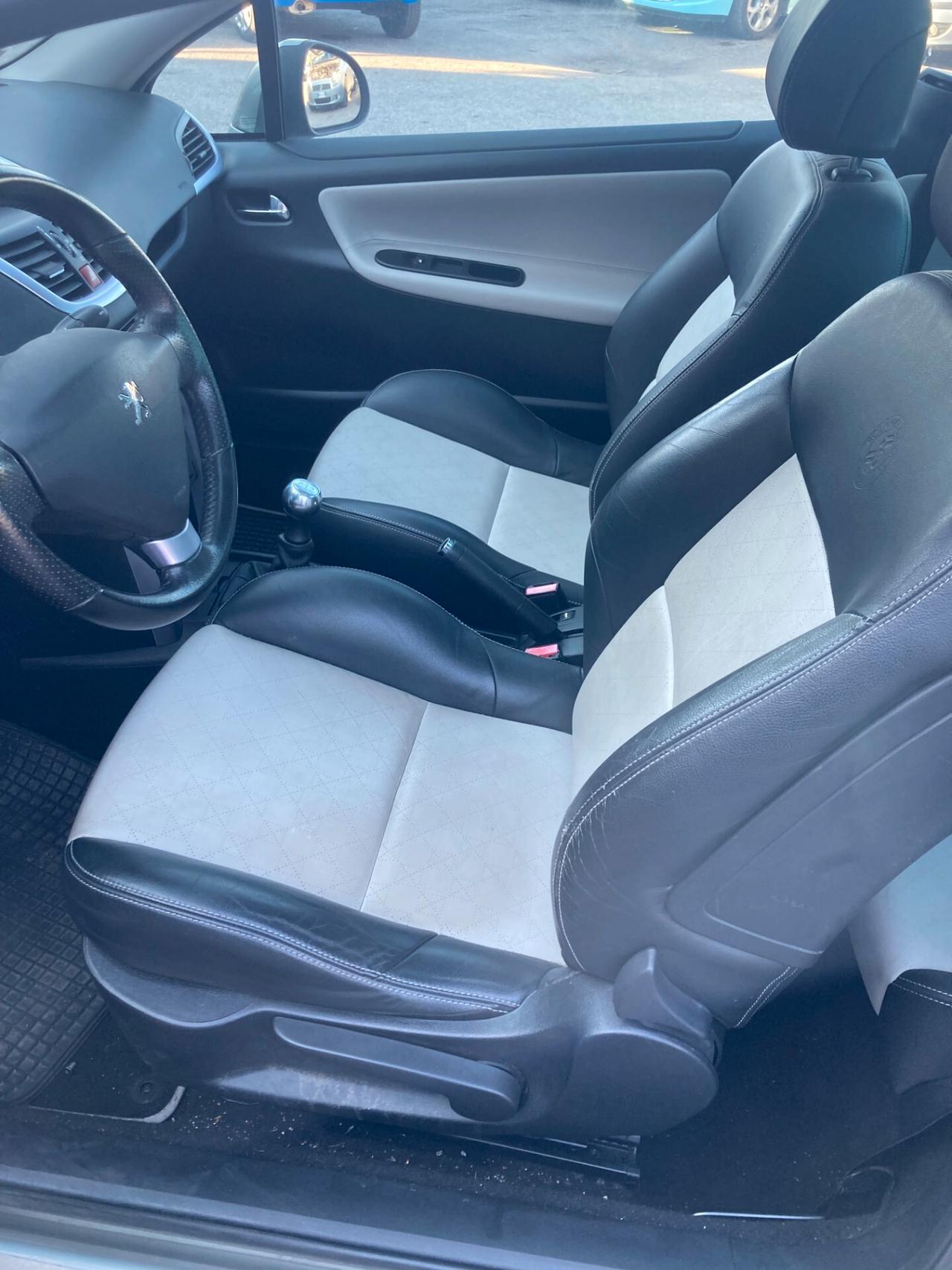 Peugeot 207 1.6 VTi 120CV CC Féline