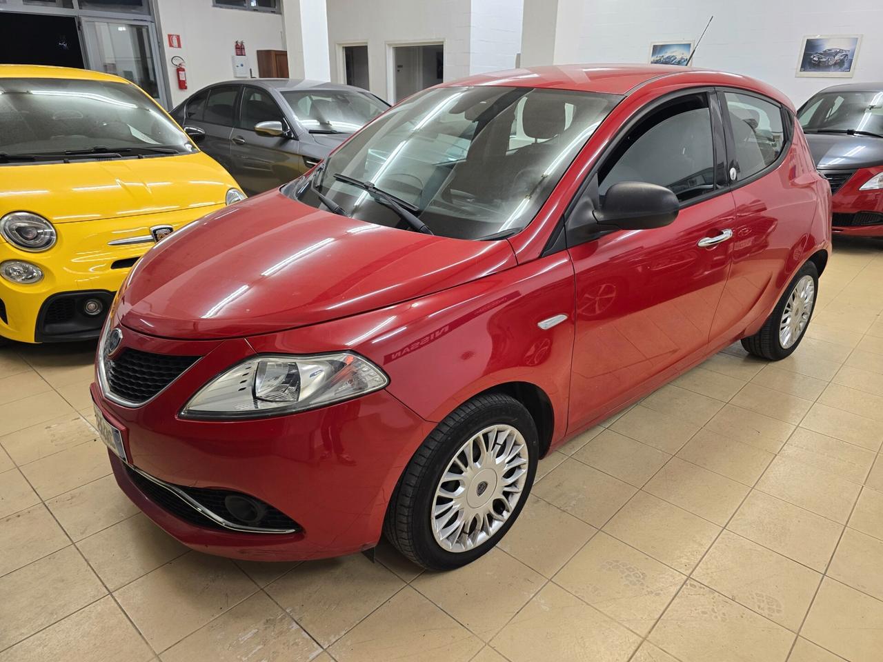 Lancia Ypsilon 1.2 69 CV 5 porte GPL Ecochic Gold