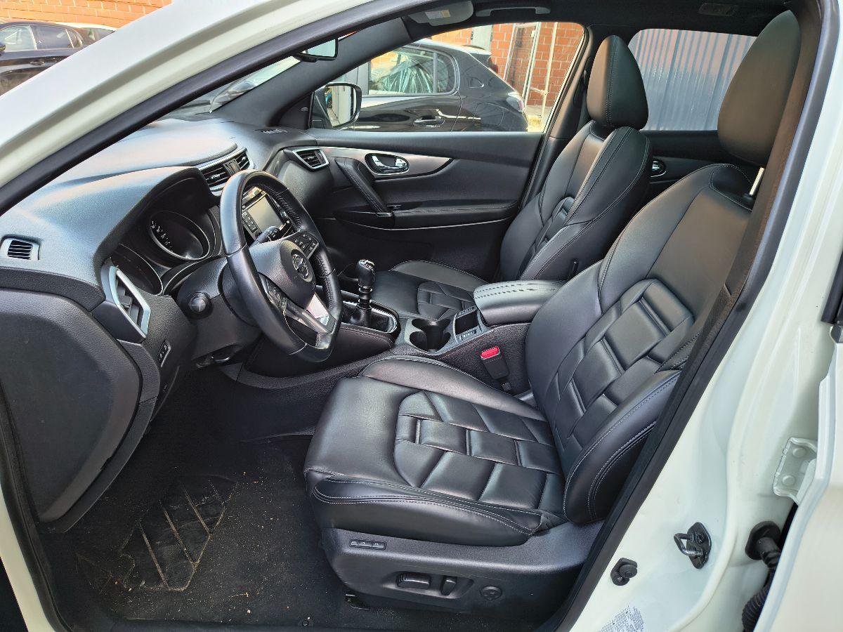 NISSAN - Qashqai - 1.6 dCi 4WD Tekna