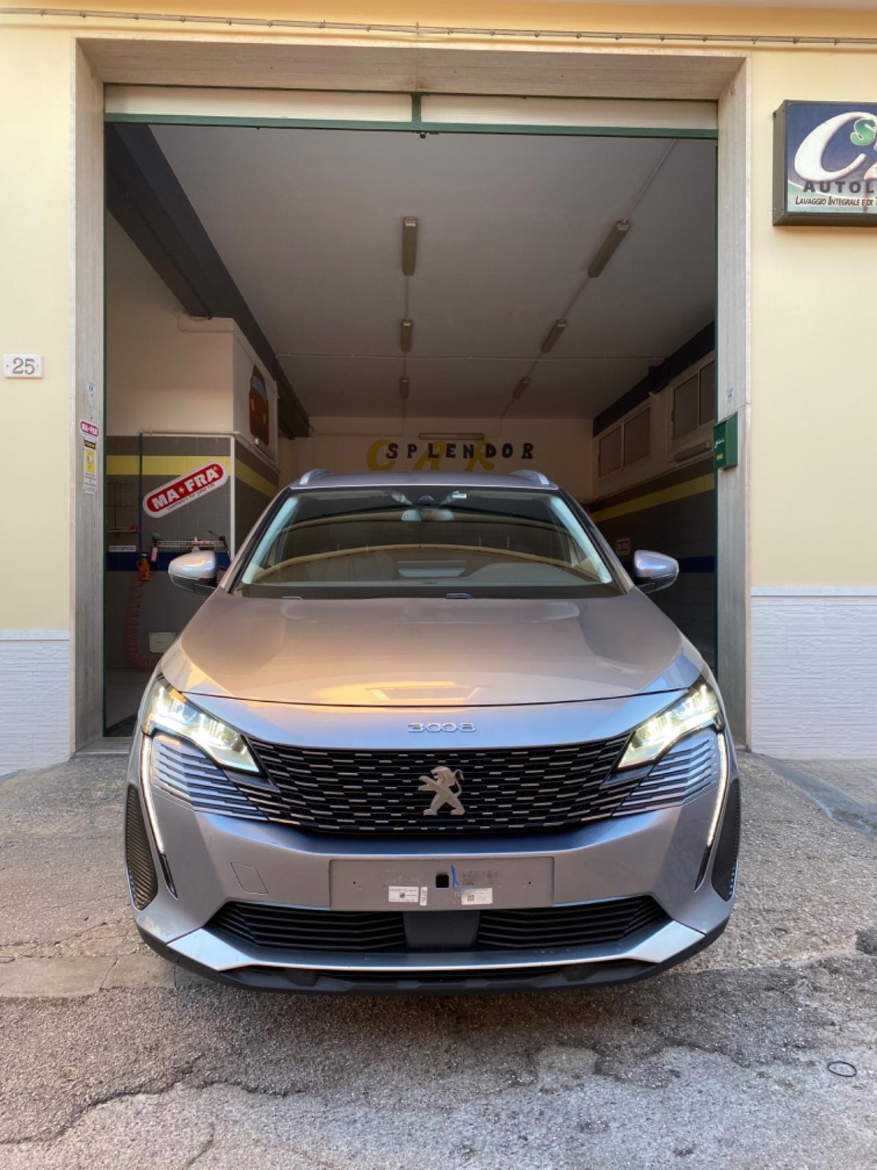 Peugeot 3008 Allure 130cv EAT8 ESCLUSO IVA