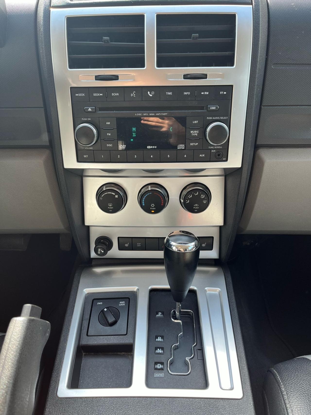 Dodge Nitro 4x4 Automatica