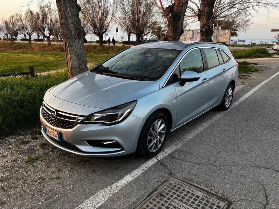 Opel Astra 1.6 CDTi 110CV Start&Stop Sports Tourer Innovation