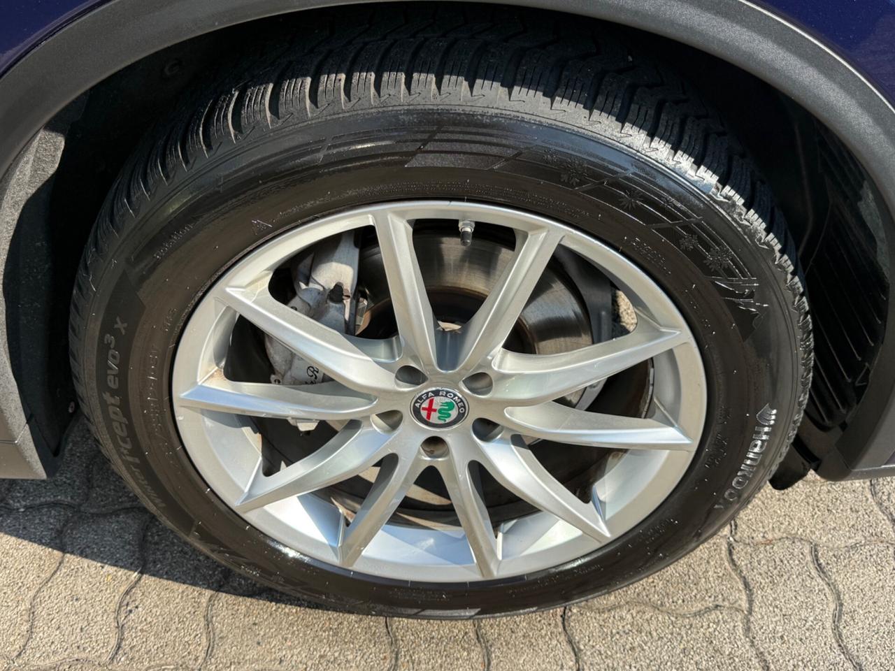 Alfa Romeo Stelvio RWD tagliandi certificati 2.2 Turbodiesel 160 CV AT8 Business