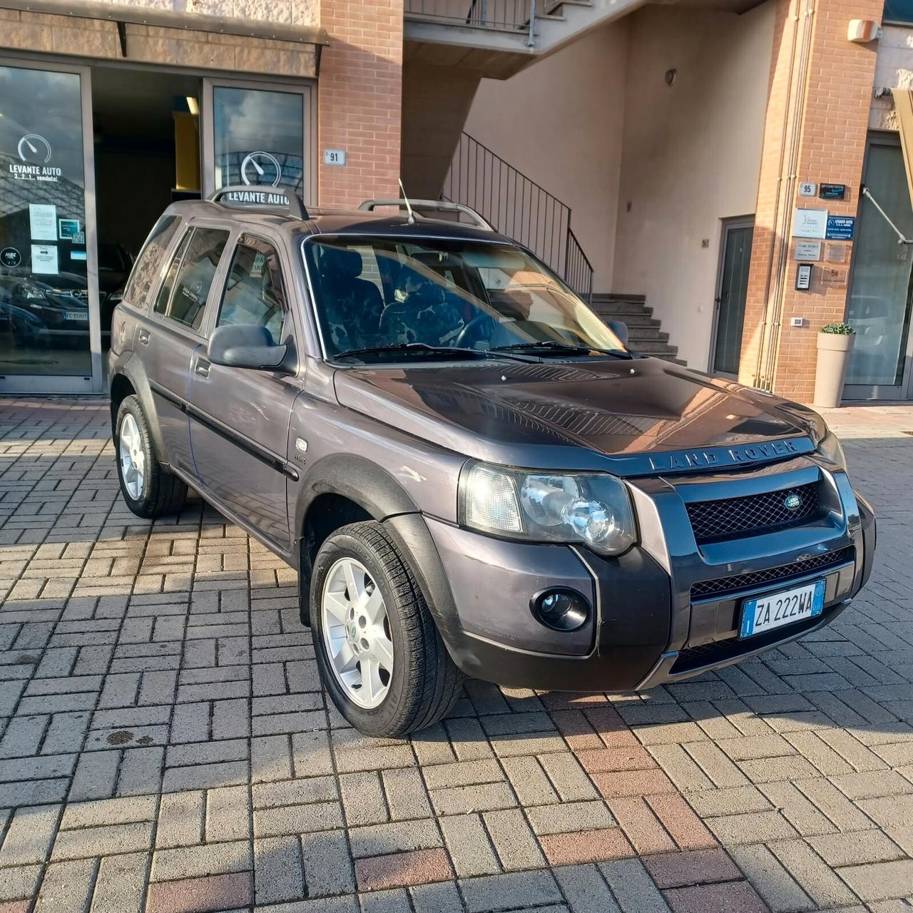 4X4 INDISTRUTTIBILE FREELANDER 2.0 TDI