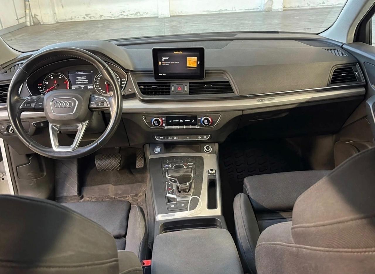 Audi Q5 2.0 TDI quattro S tronic Business
