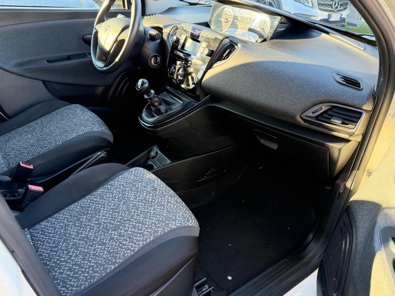 Lancia Ypsilon 1.0 FireFly 5 porte S&S Hybrid Maryne