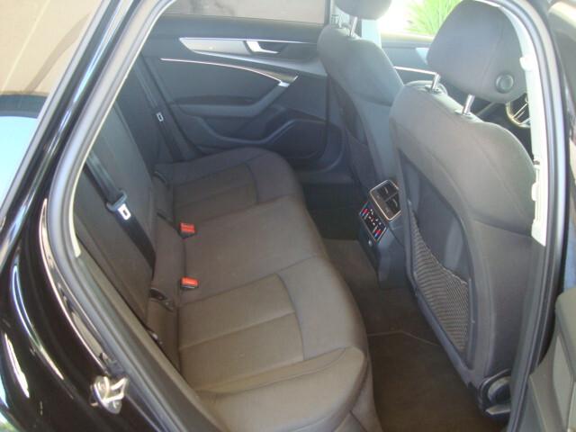 Audi A6 Avant 40 2.0 tdi mhev 204CV Design s-tronic