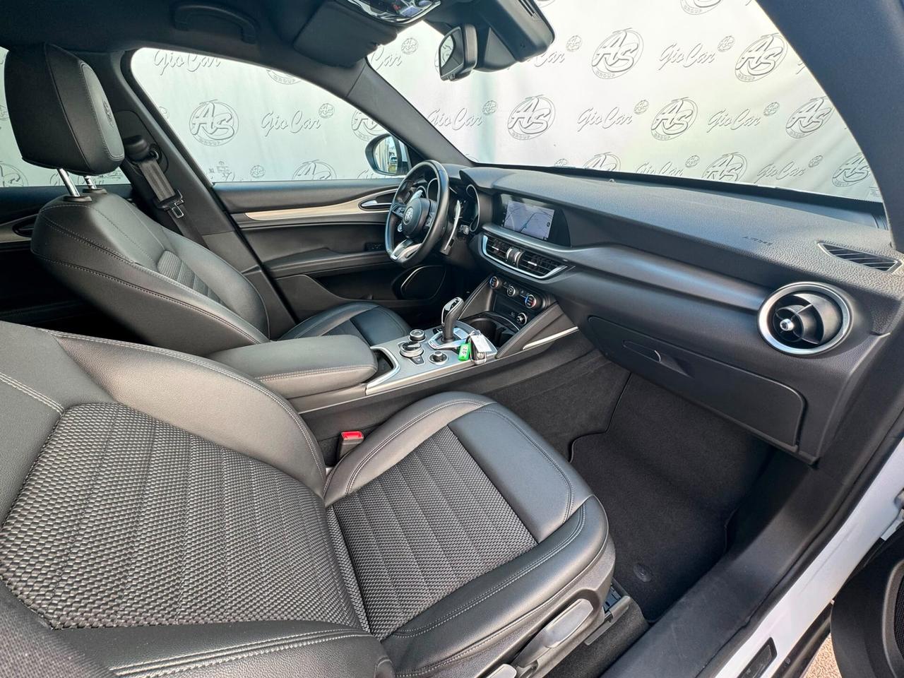 Alfa Romeo Stelvio 2.2 Td 190 CV AT8 Q4 Sprint Automatica F1 Navi Camera