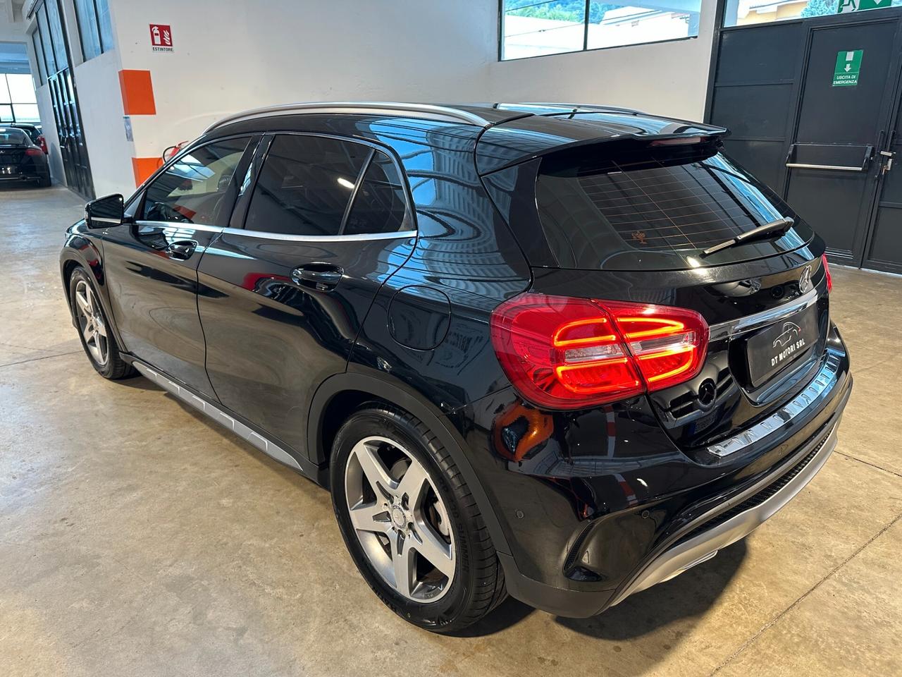 Mercedes-benz GLA 180 d Automatic Premium AMG - Harman Kardon Baule elettrico