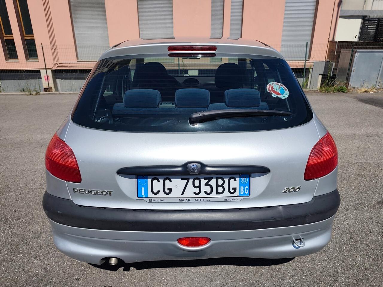 Peugeot 206 1.4 Benz automatica 5 porte