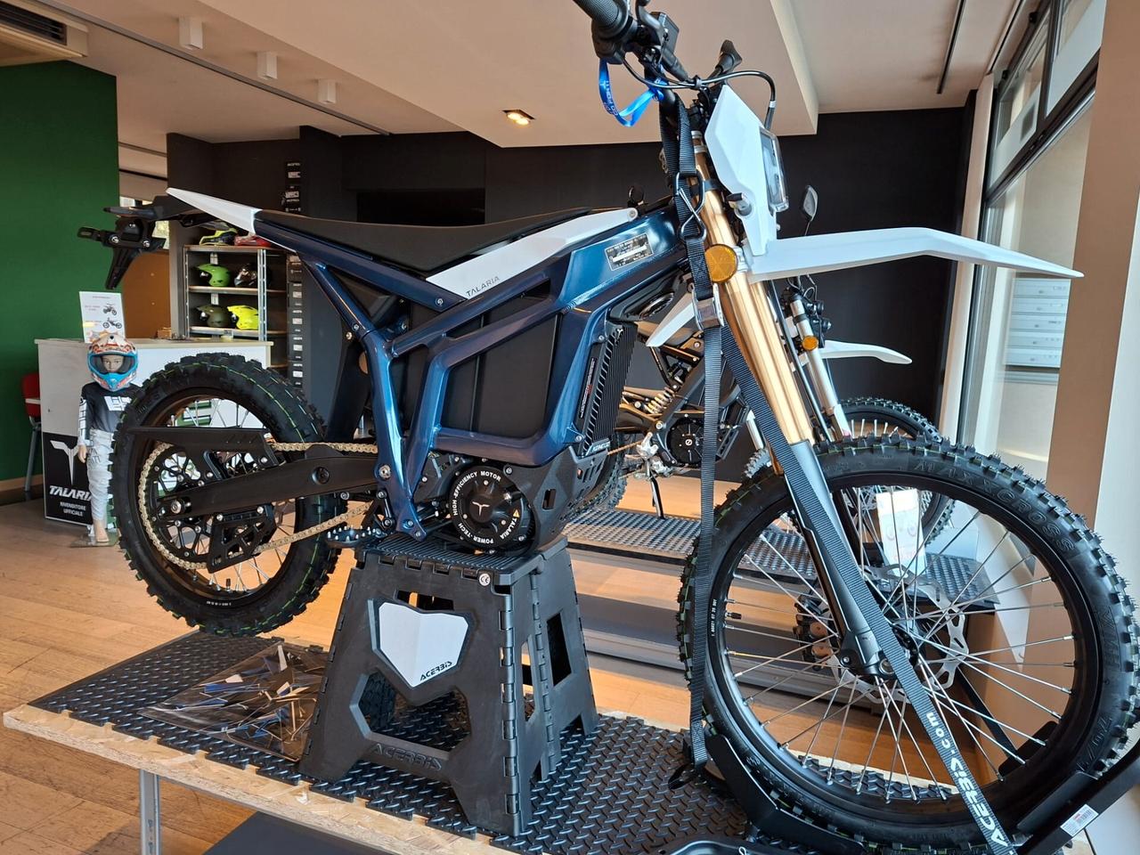 Talaria TL6000 Komodo L3E