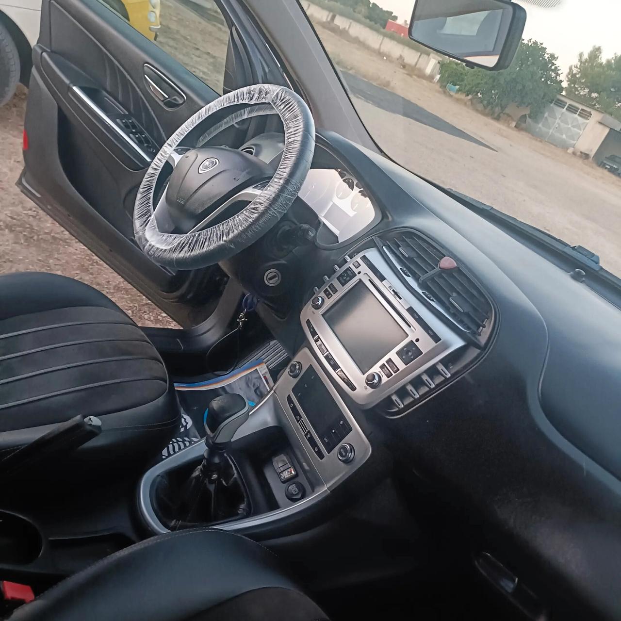 Lancia Delta 1.9 MJT Twinturbo DPF Executive