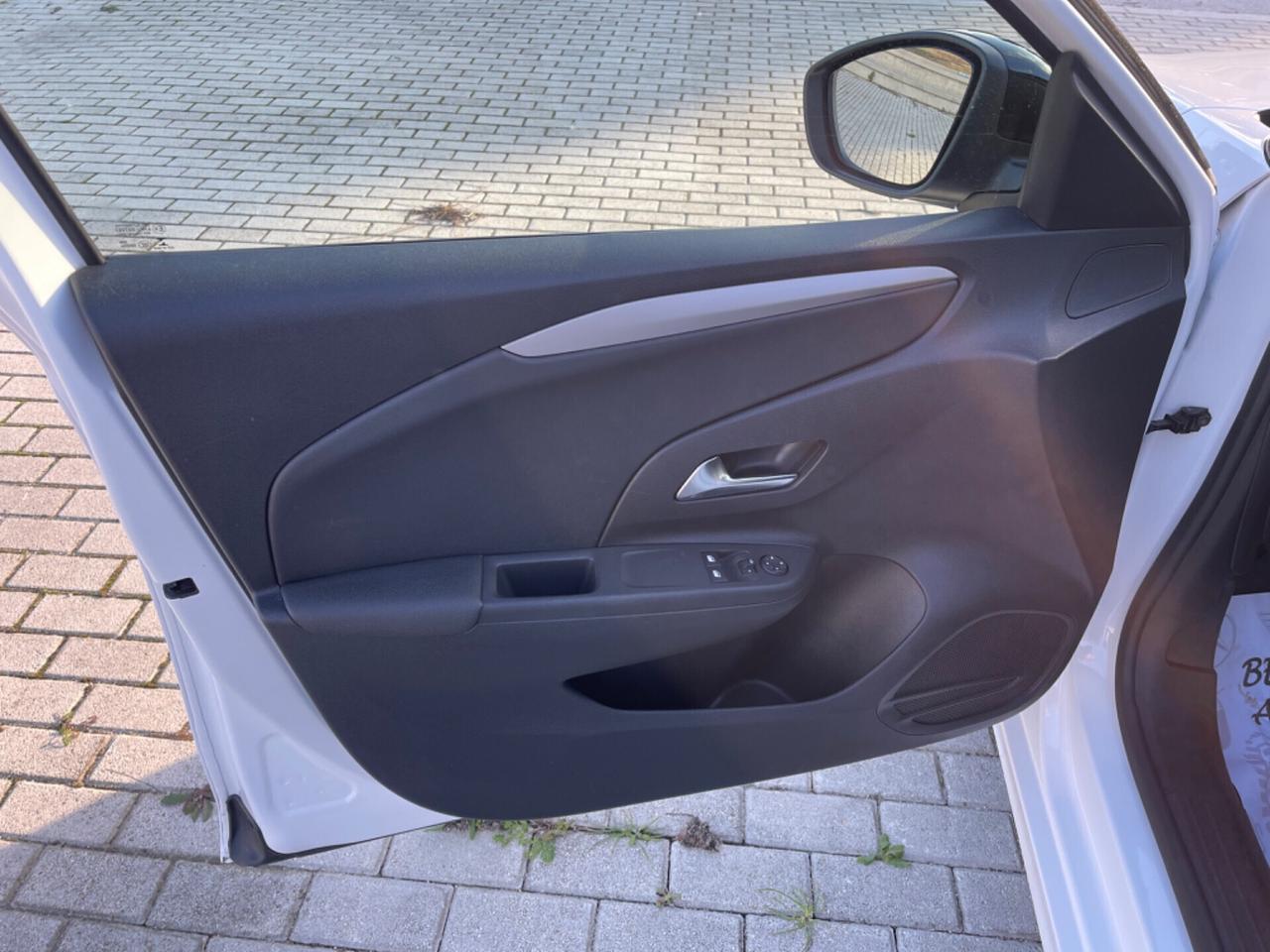 Opel Corsa 1.5 diesel 100 CV Edition