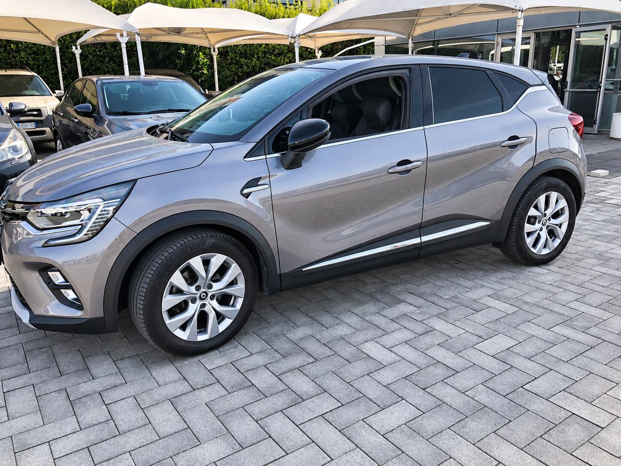 Renault Captur Plug-in Hybrid E-Tech 160 CV Intens