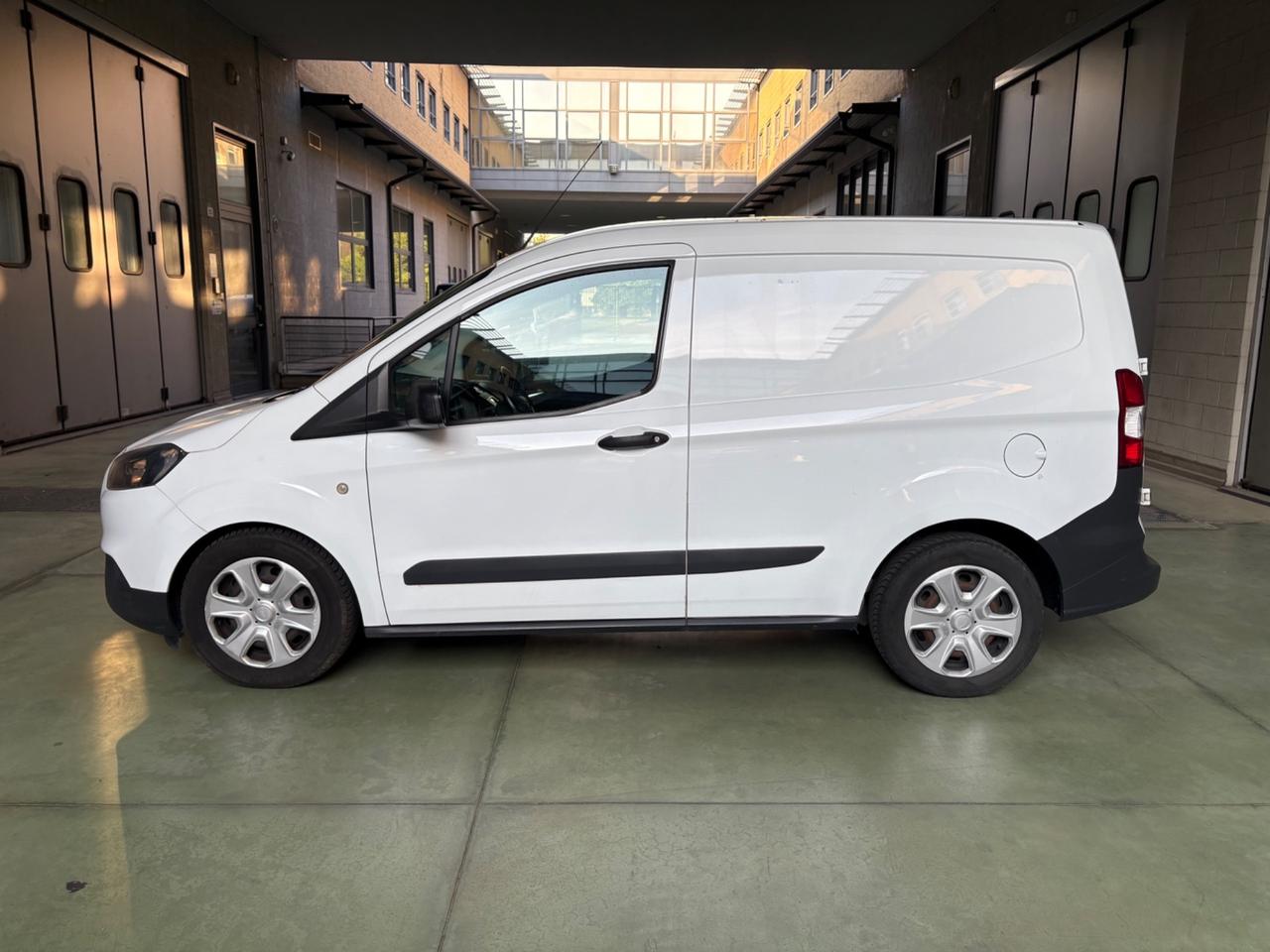 Ford Transit Courier 1.5 TDCi 75CV Van Trend