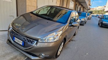 Peugeot 208 1.4 e-HDi 68 CV Stop&Start robotizzato 5 porte Van Pack