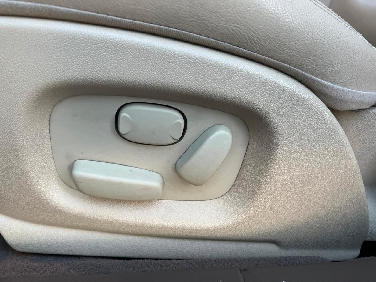 Jaguar XJ 2.7 D V6 cat Executive