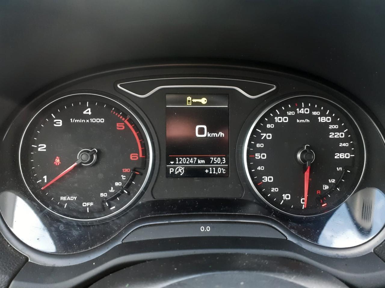 Audi Q2 35 2.0 TDI 150cv Stronic Identity Black - 2020