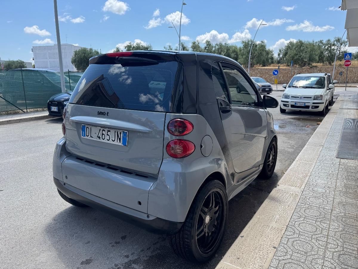 SMART Fortwo 1000 52 kW coupÃ© passion