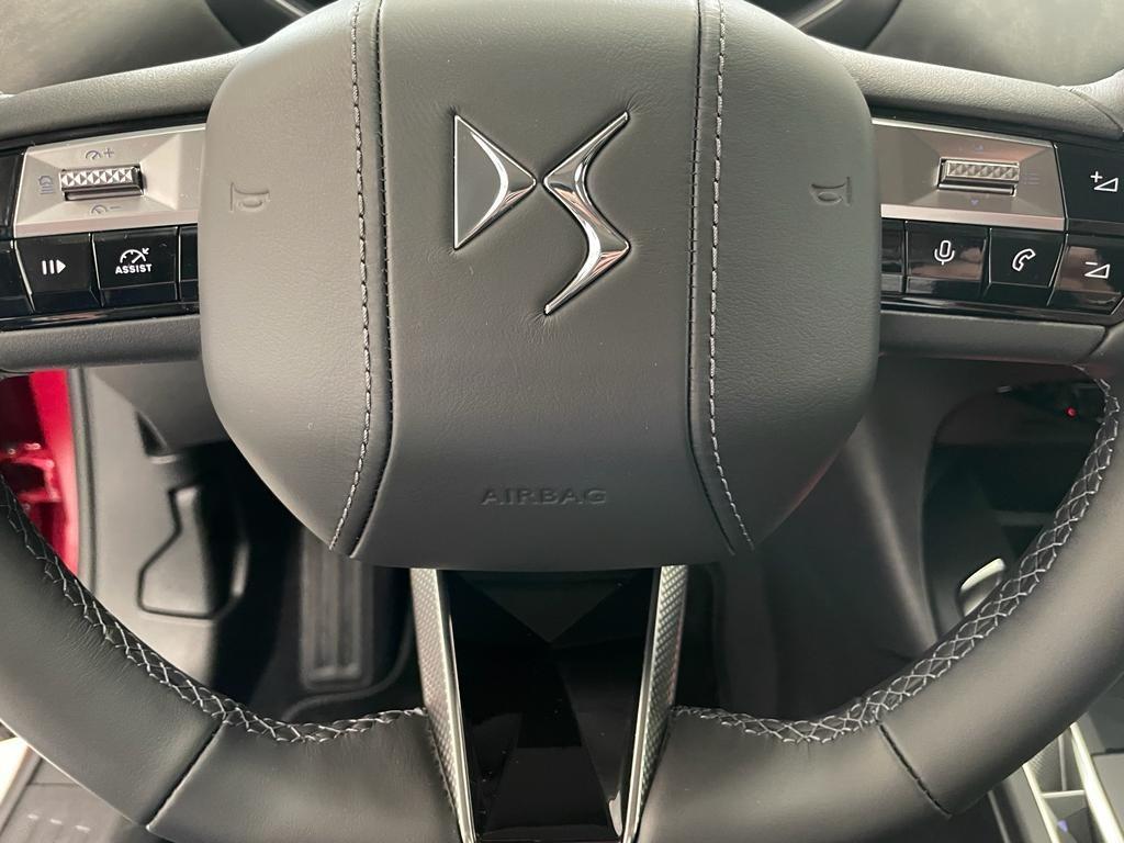 DS DS3 50kWh e-tense Opera auto