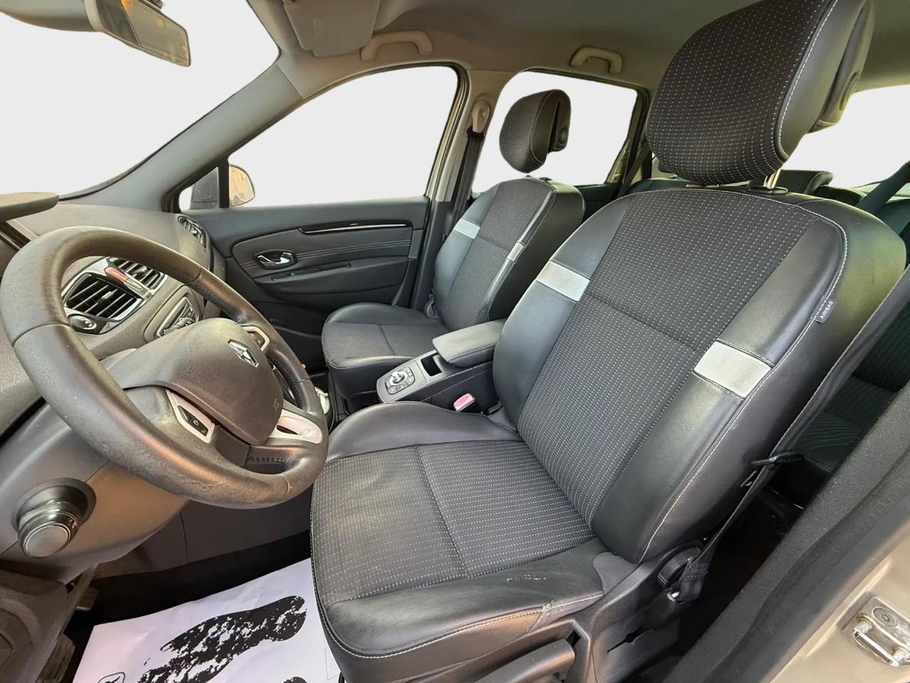 Renault Scénic XMod 1.5 dCi 2012 cambio automatico