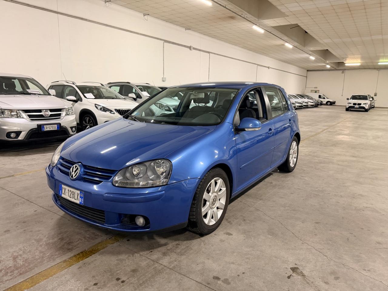 Volkswagen Golf 1.6 16V FSI 5p. Sportline