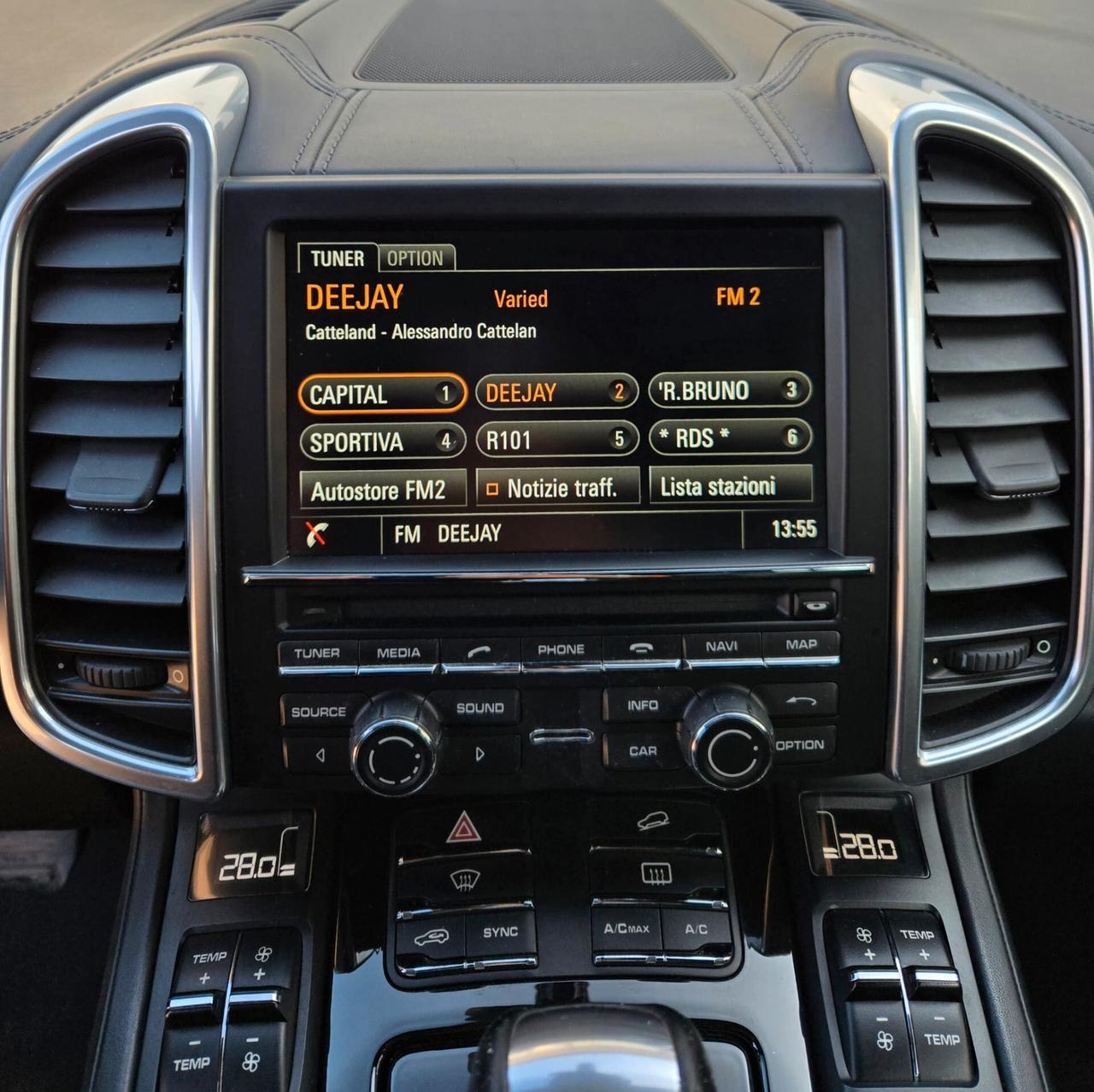 Porsche cayenne 3.0 V6 TDI platinum edition