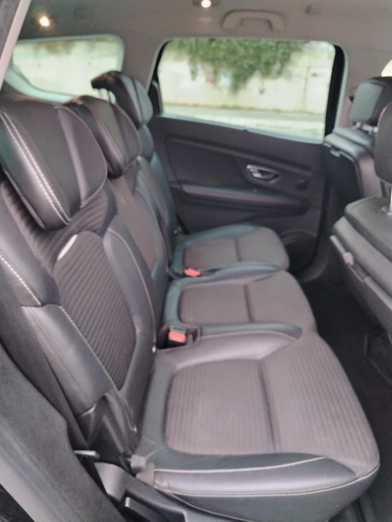 Renault Grand Scenic dCi 8V 110 CV Energy Bose