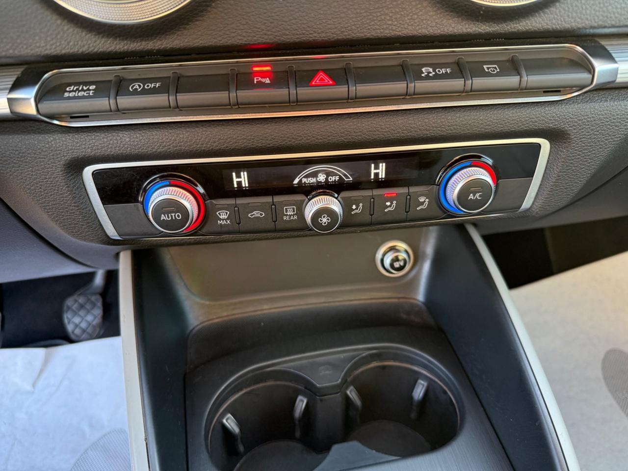 Audi A3 SPB 30 TDI Sport TETTO APRIBILE