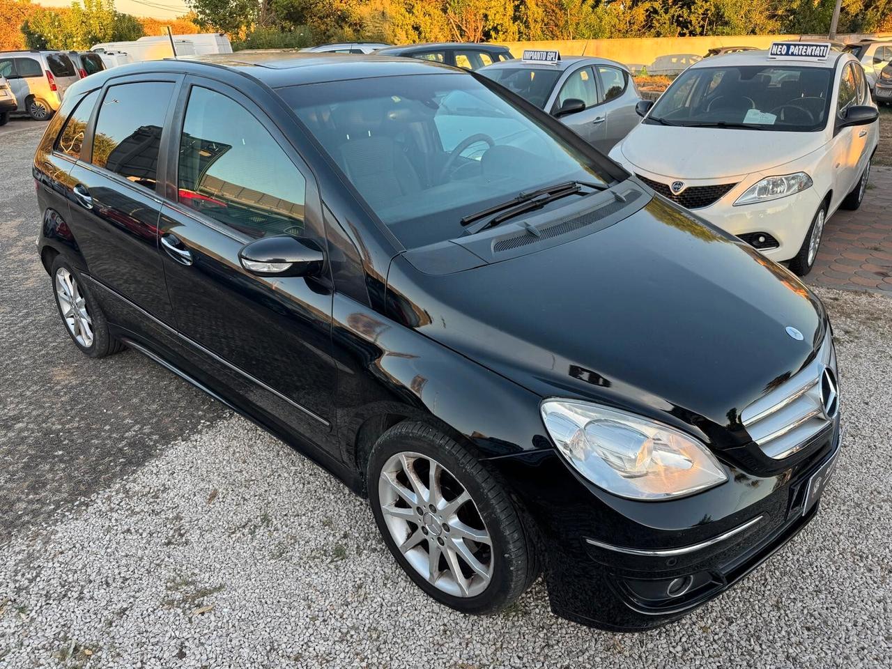 MERCEDES - Classe B - 180 CDI - NEOPATENTATI - FINANZIABILE