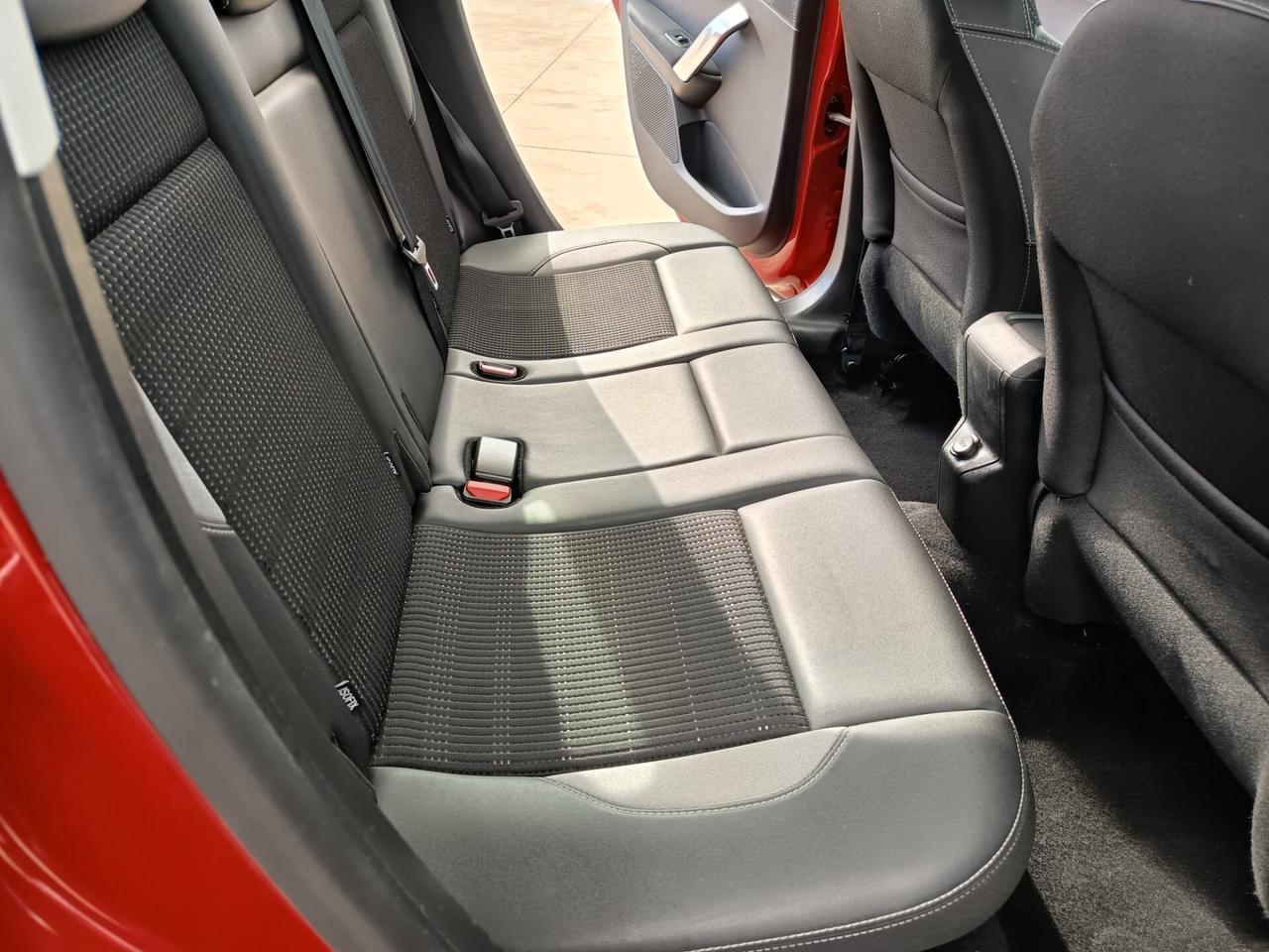 Peugeot 2008 BlueHDi 120 EAT6 S&S Allure