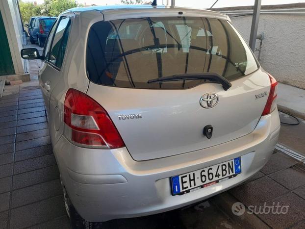 TOYOTA Yaris 1.4 D-4D DPF 5 porte Sol