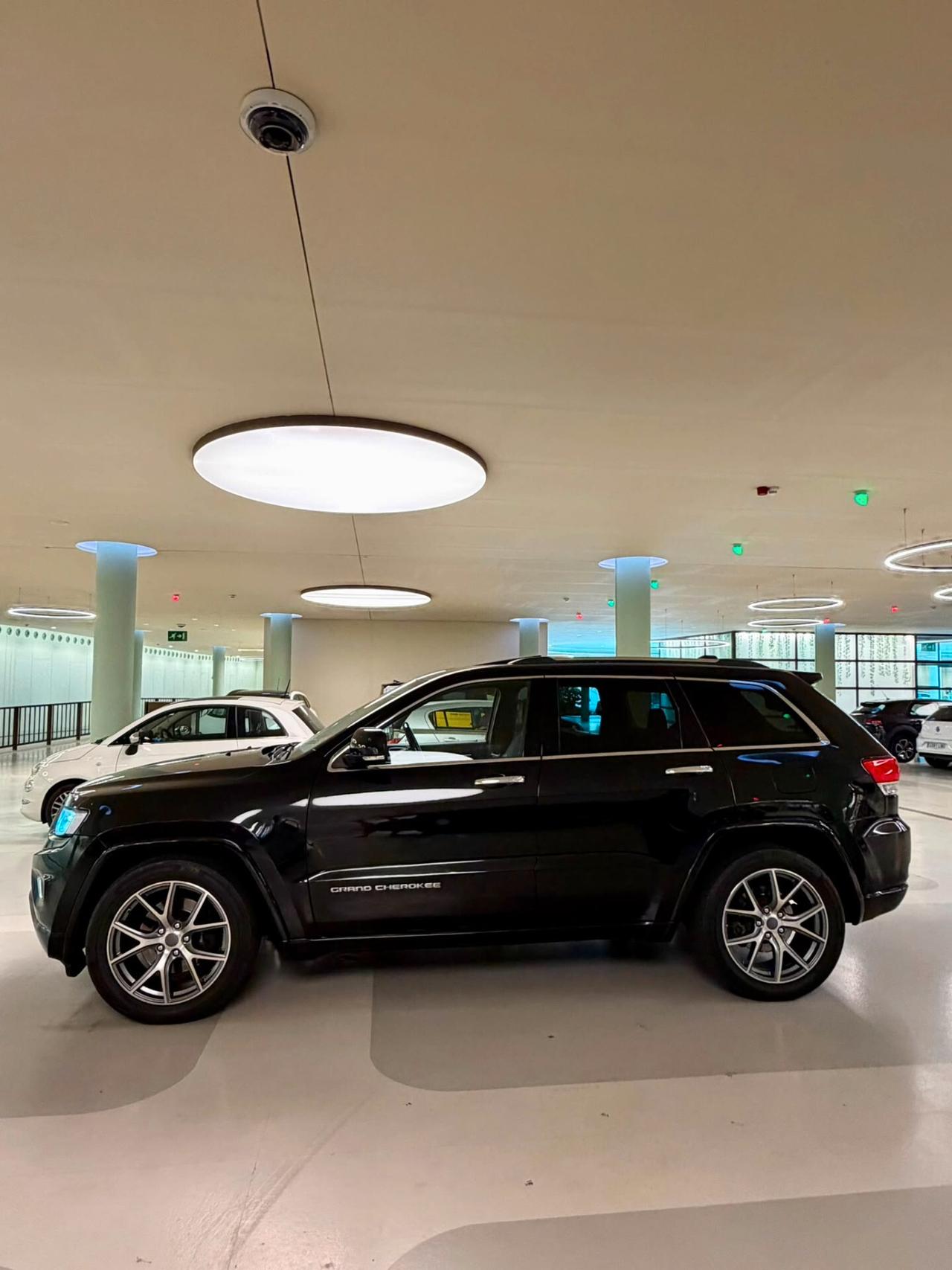 Jeep Grand Cherokee 3.0 V6 CRD 250 CV Multijet II Overland