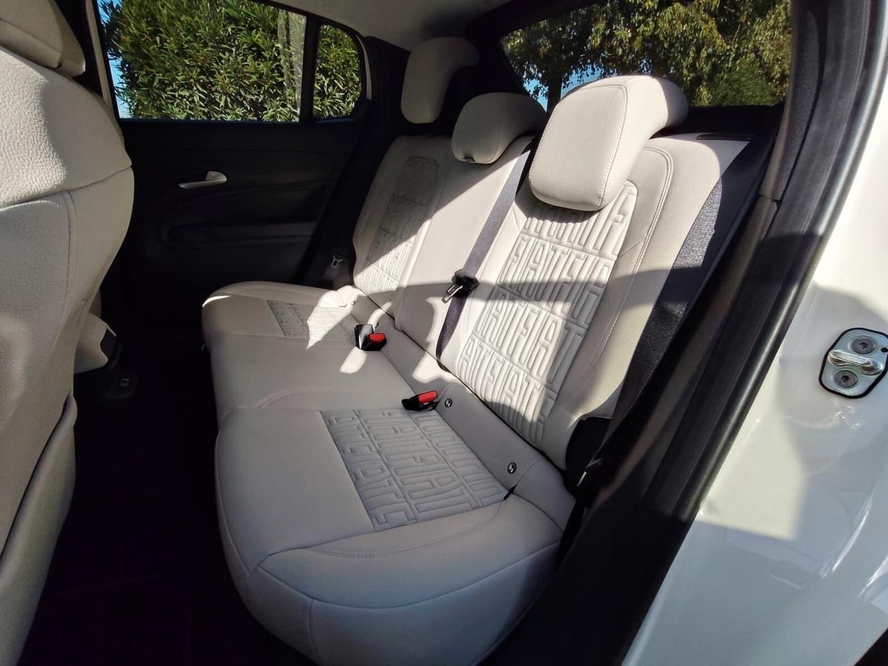 Fiat 600 Hybrid 110 CV DCT MHEV La Prima