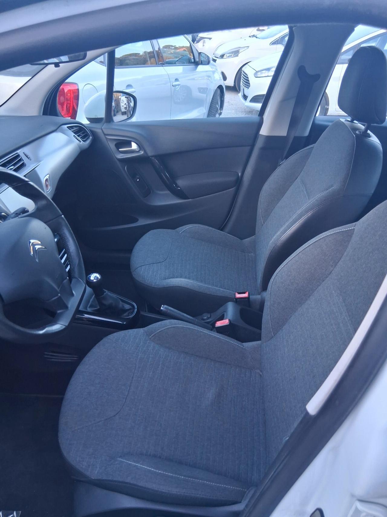 Citroen C3 PureTech 82 Live Edition