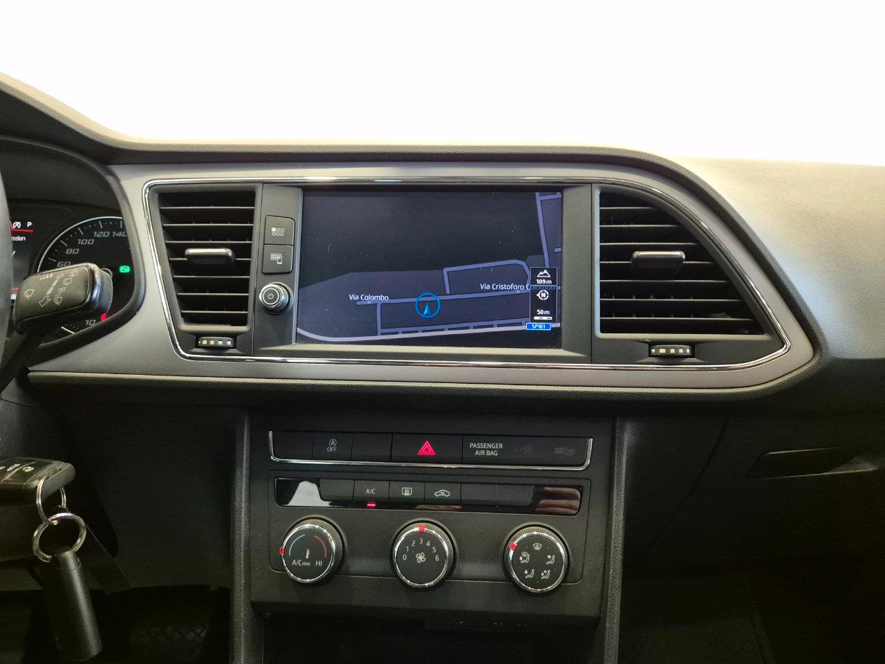 Seat Leon ST 1.6 tdi Style 115cv dsg - UNIPROPRIETATIO - NEOPATENTATI -Acc/Lim - Sens. Post.