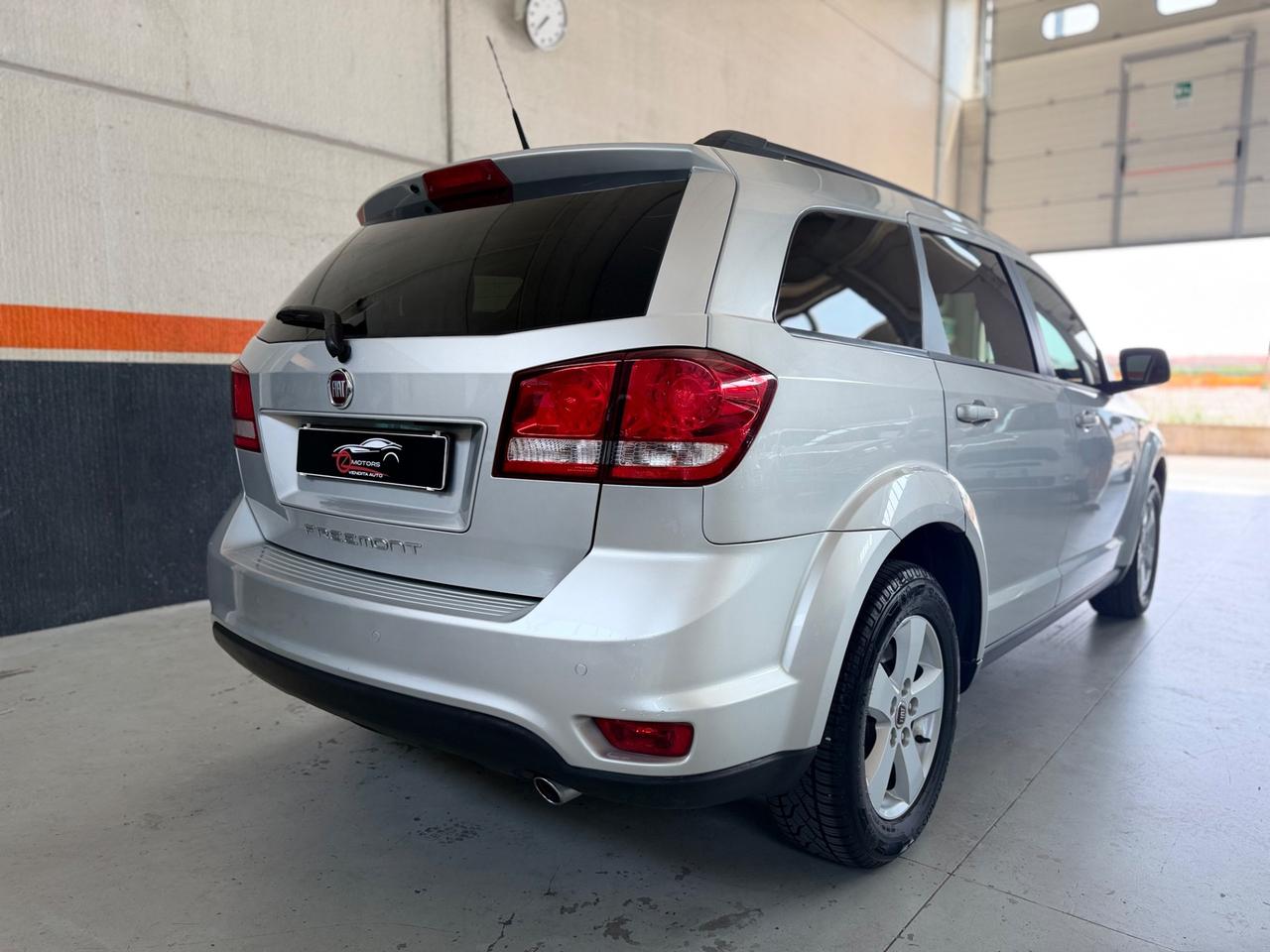 Fiat Freemont 2.0 Multijet 170 CV Urban 7 POSTI