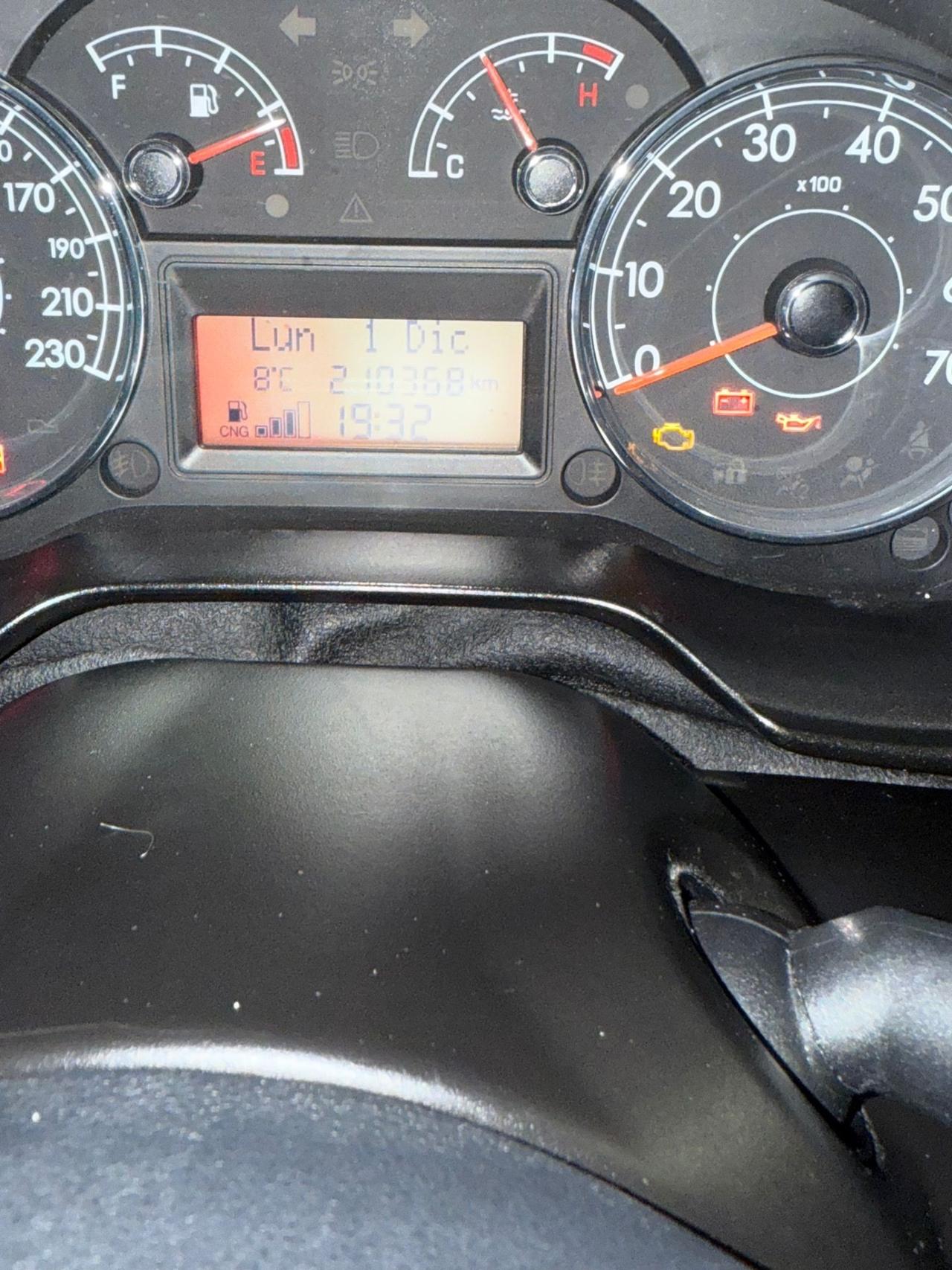 Fiat Grande Punto 1.4 -METANO-NEOPATENTATI