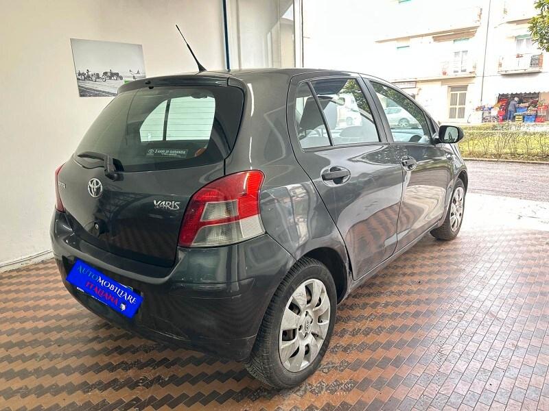 TOYOTA Yaris 2ª serie Yaris 1.0 5 porte Now GPL