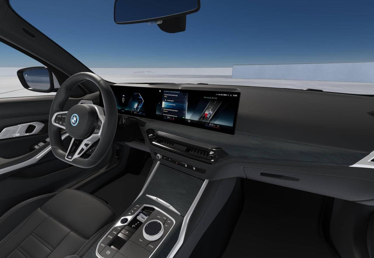 BMW Serie 3 330e Touring xDrive MSport