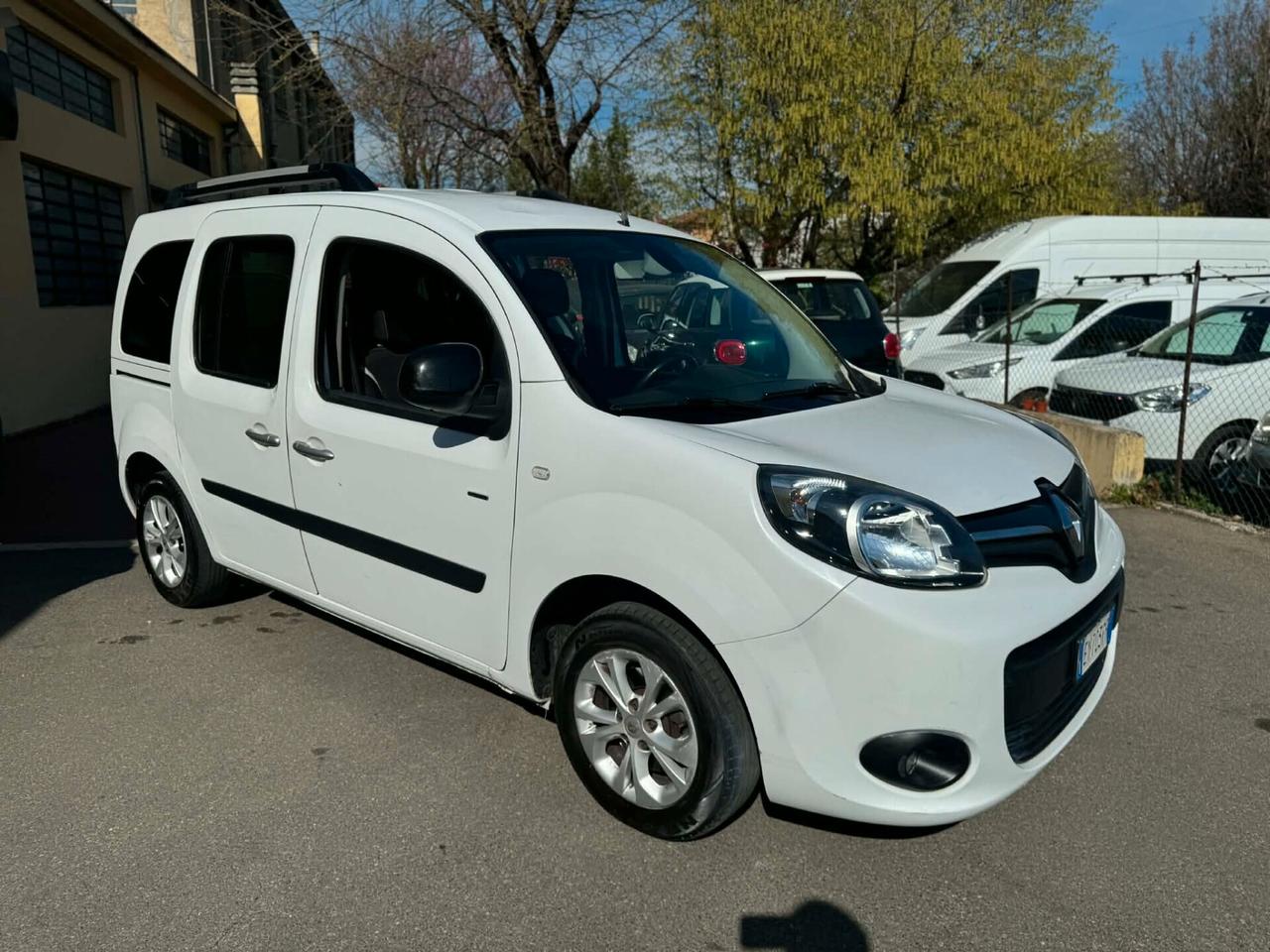Renault Kangoo 2015 1.5 Diesel 90CV 5 porte 140.000 KM