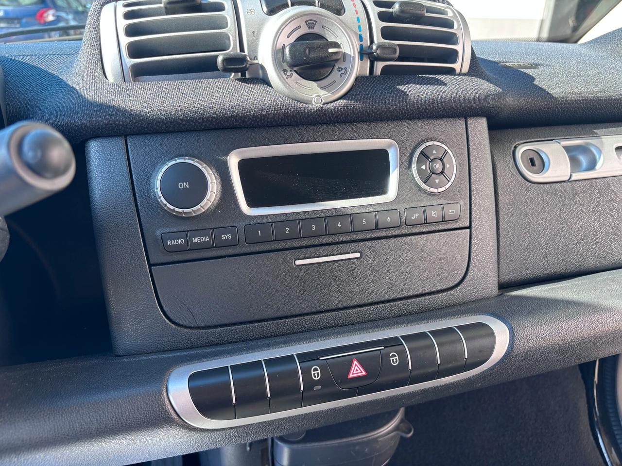 Smart ForTwo 1000 52 kW coupé passion