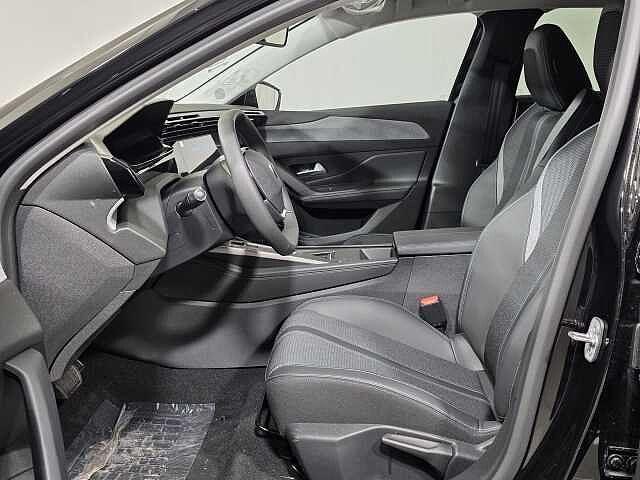 Peugeot 308 motore elettrico (54kWh) 156 CV Allure
