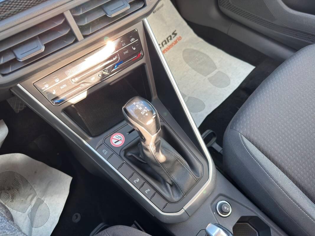 Volkswagen Taigo 1.0 tsi Life 110cv dsg con Telecam e CarPlay