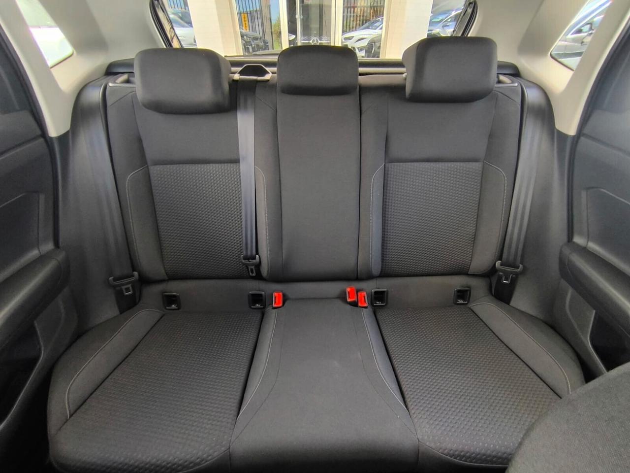 Volkswagen Polo 1.0 CC 95 CV Business Comfort 2021