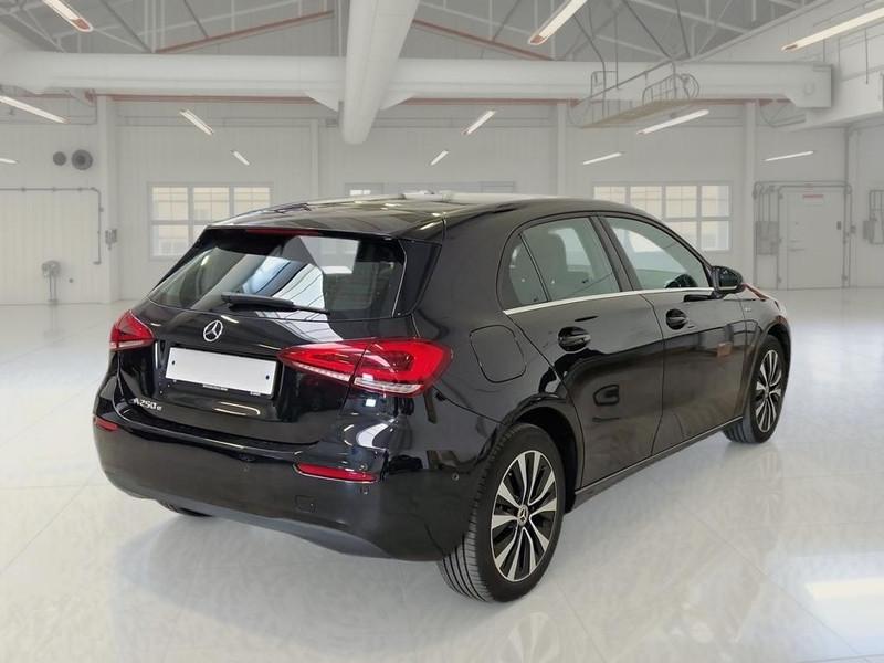 MERCEDES-BENZ A 250 e EQ-POWER Auto Business Extra 5 PORTE