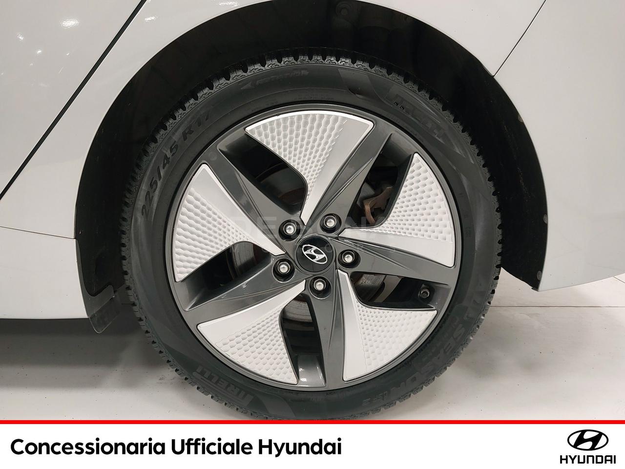 Hyundai Ioniq 1.6 hybrid prime 6dct