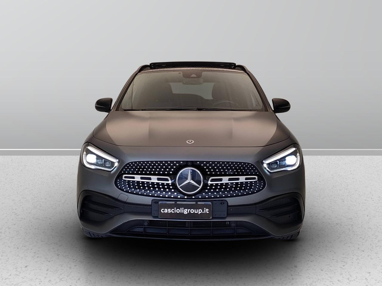 Mercedes-Benz GLA-H247 2020 - GLA 200 d Premium 4matic auto