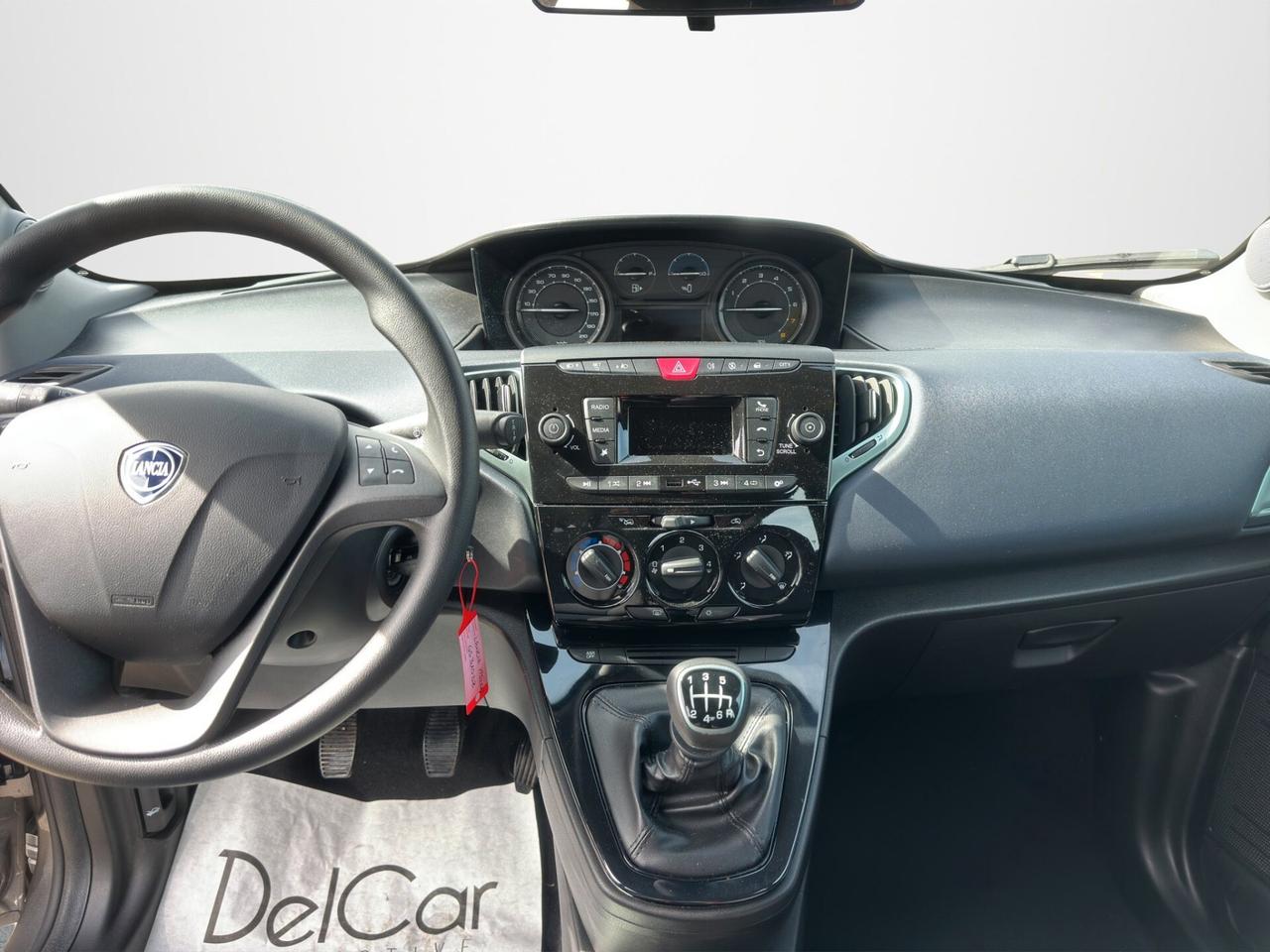 Lancia Ypsilon 1.0 FireFly 5 porte S&S Hybrid Oro